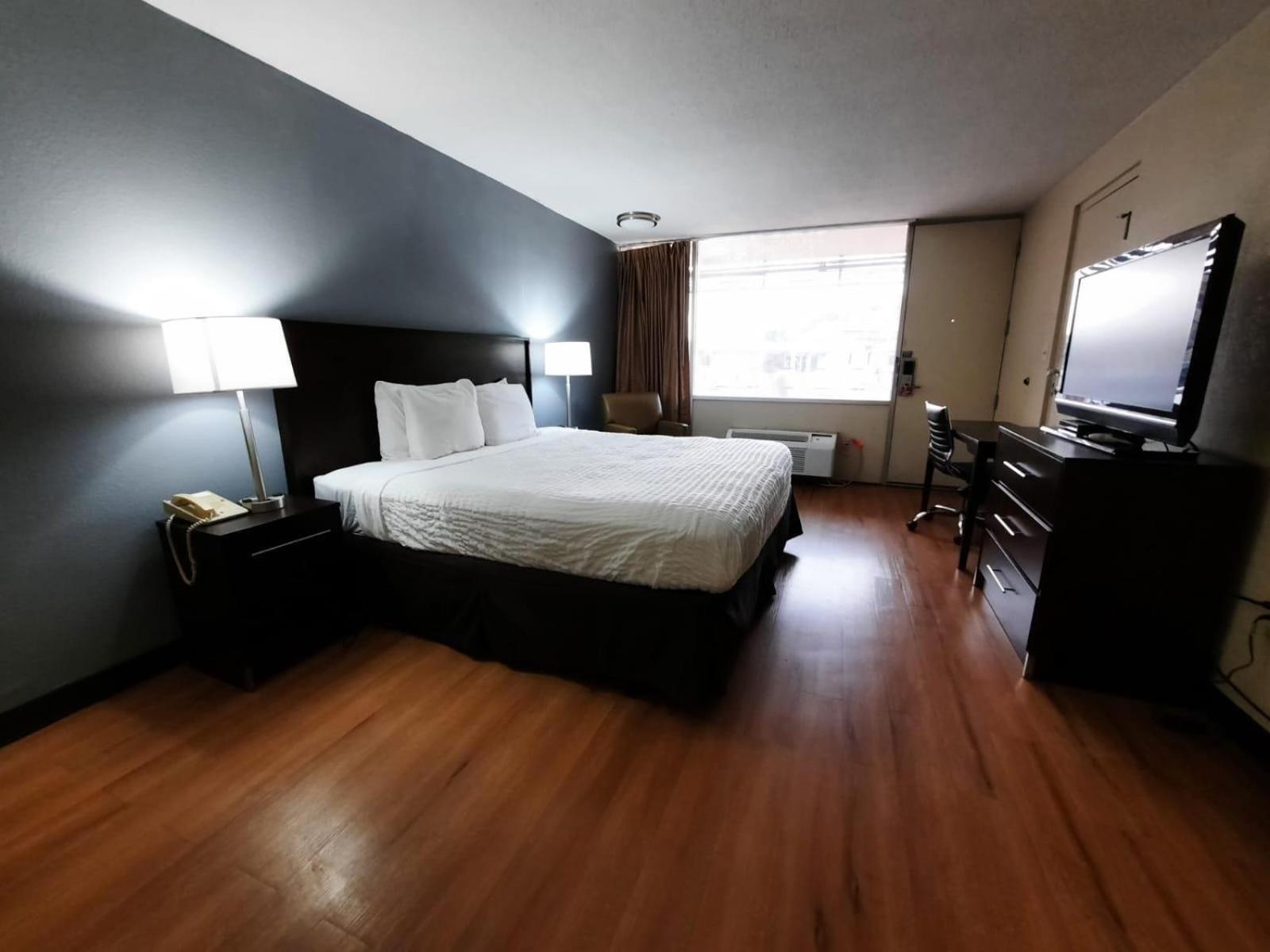 Americas Best Value Inn مولين المظهر الخارجي الصورة