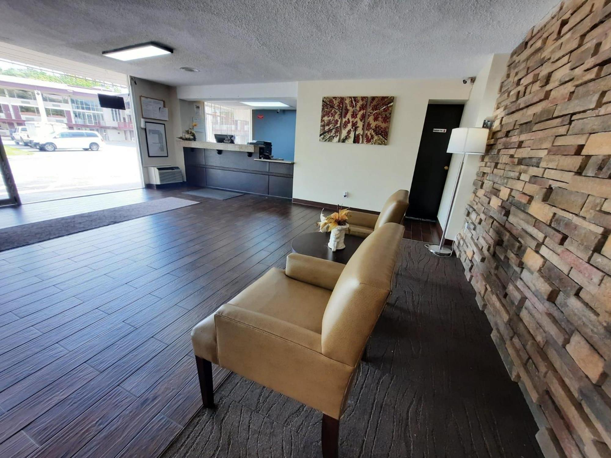 Americas Best Value Inn مولين المظهر الخارجي الصورة
