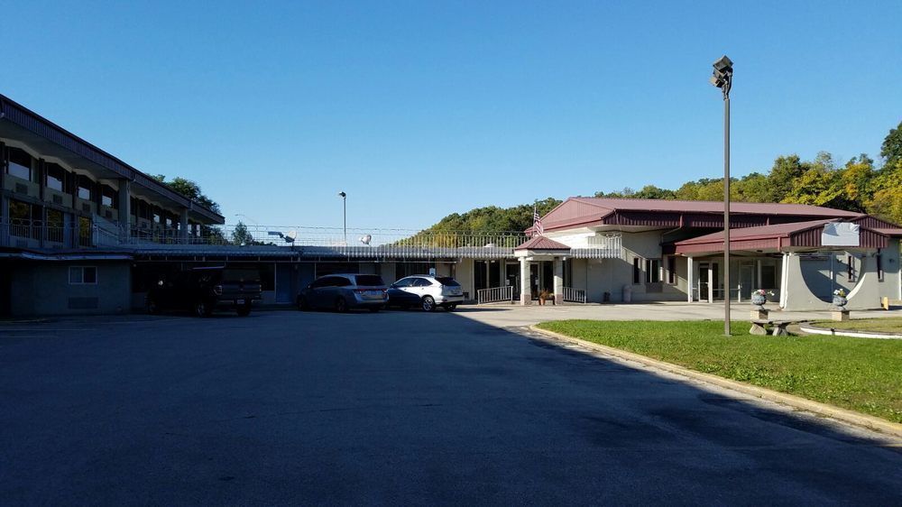 Americas Best Value Inn مولين المظهر الخارجي الصورة